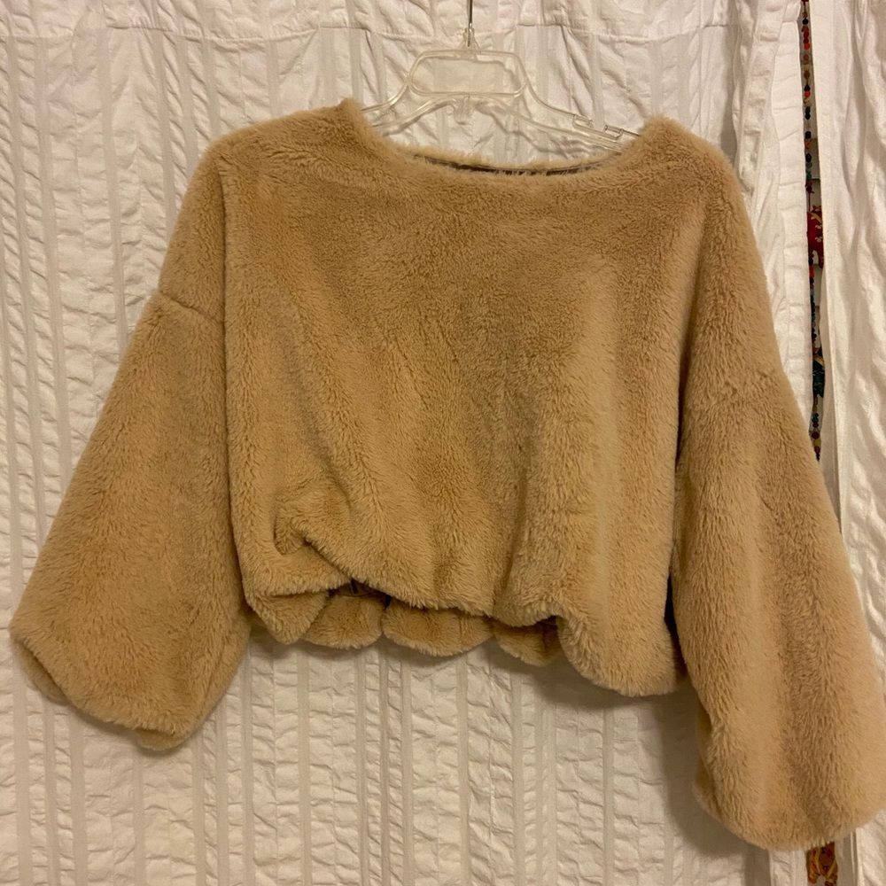 Teddy cropped sweater NEW